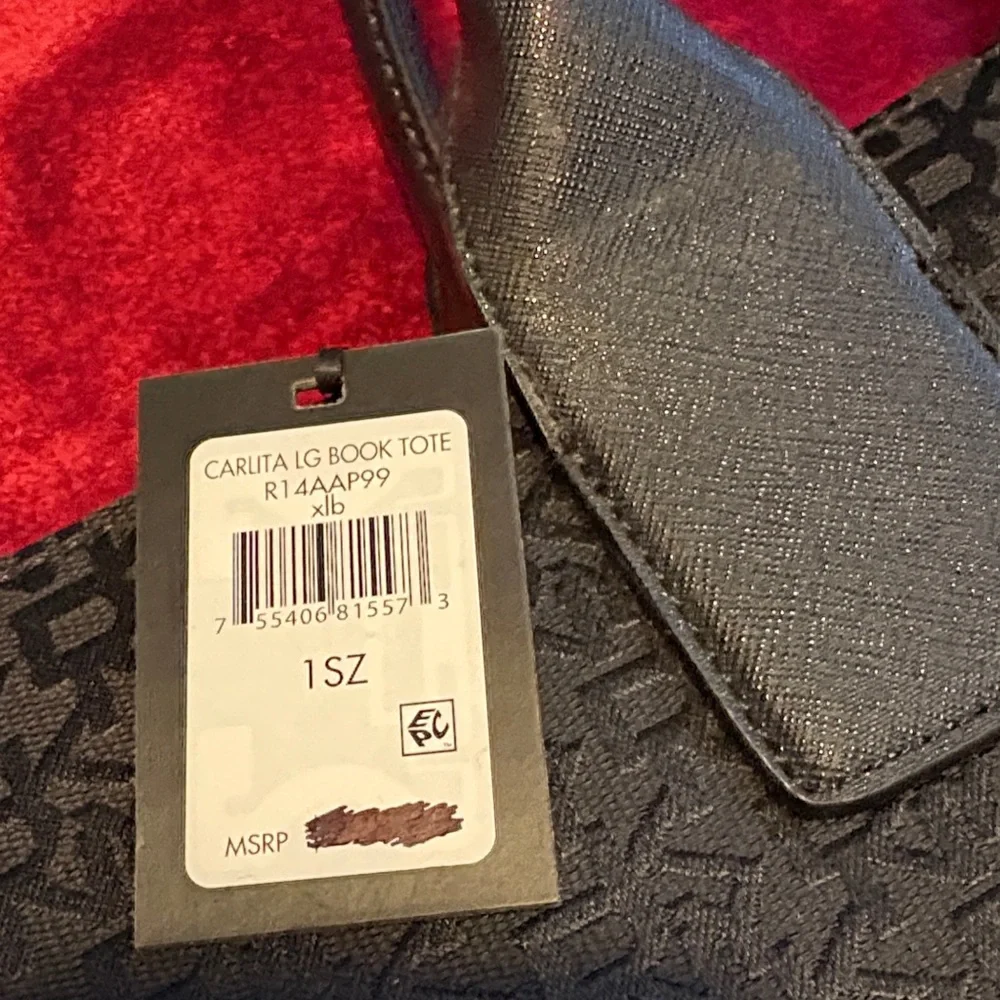 DKNY Black and White tote Bag with tags new never used immaculate